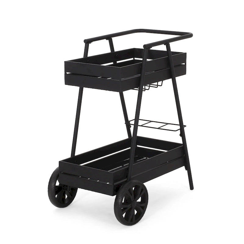 Carrello bar industriale moderno con struttura in ferro, design ispirato alla carriola, portabottiglie e ruote piroettanti