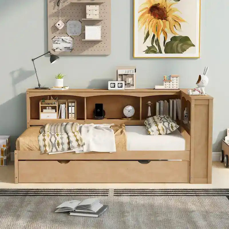 Drewniane łóżko dzienne w rozmiarze twin z wysuwanym łóżkiem, szafkami i stacjami ładowania