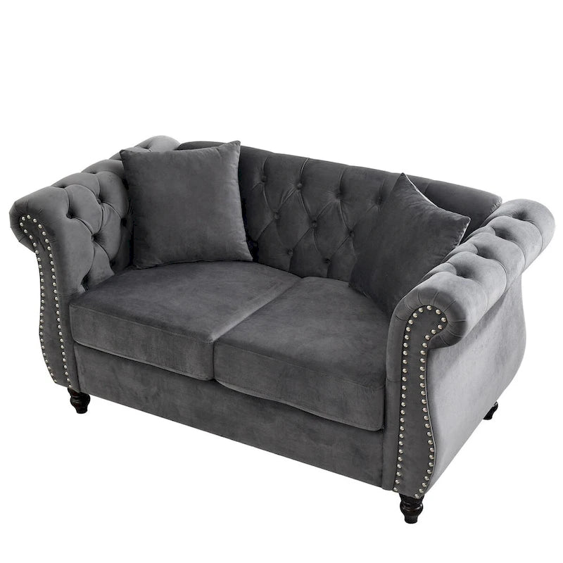 Aksamitna sofa dwuosobowa, zaokrąglone podłokietniki, ozdobne gwoździe