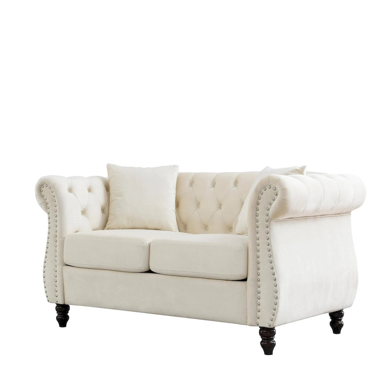Aksamitna sofa dwuosobowa, zaokrąglone podłokietniki, ozdobne gwoździe