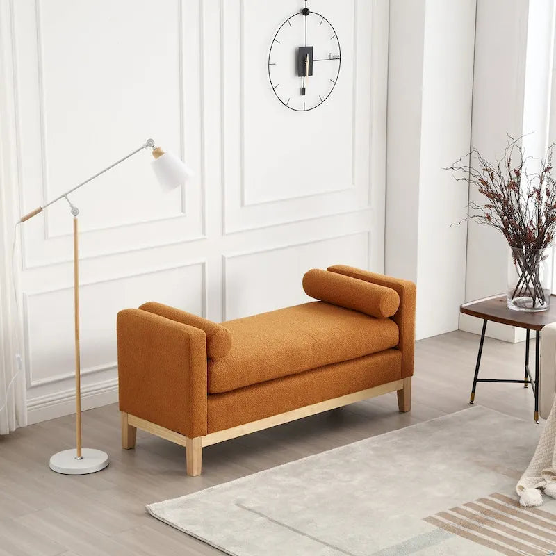 Elegante panca imbottita per la camera da letto e il soggiorno